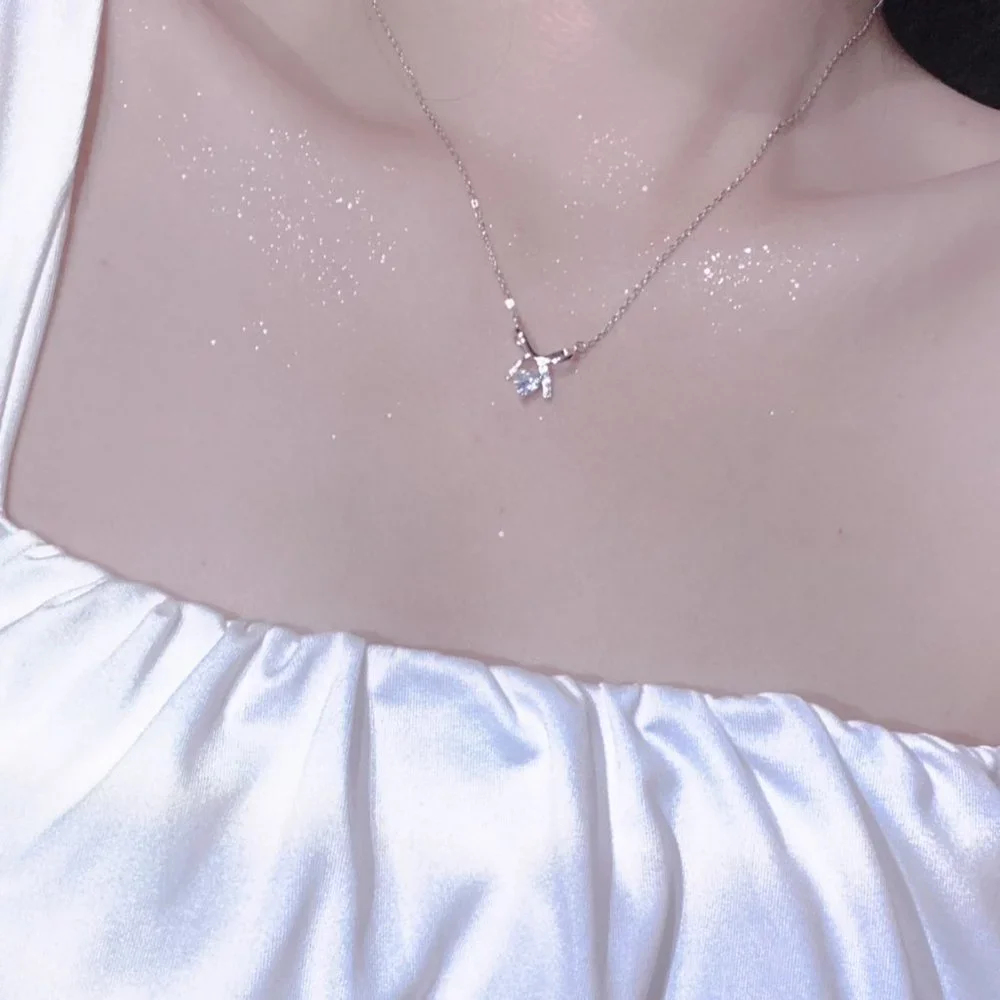 Bow Zircon Necklace - Picture 9 of 16